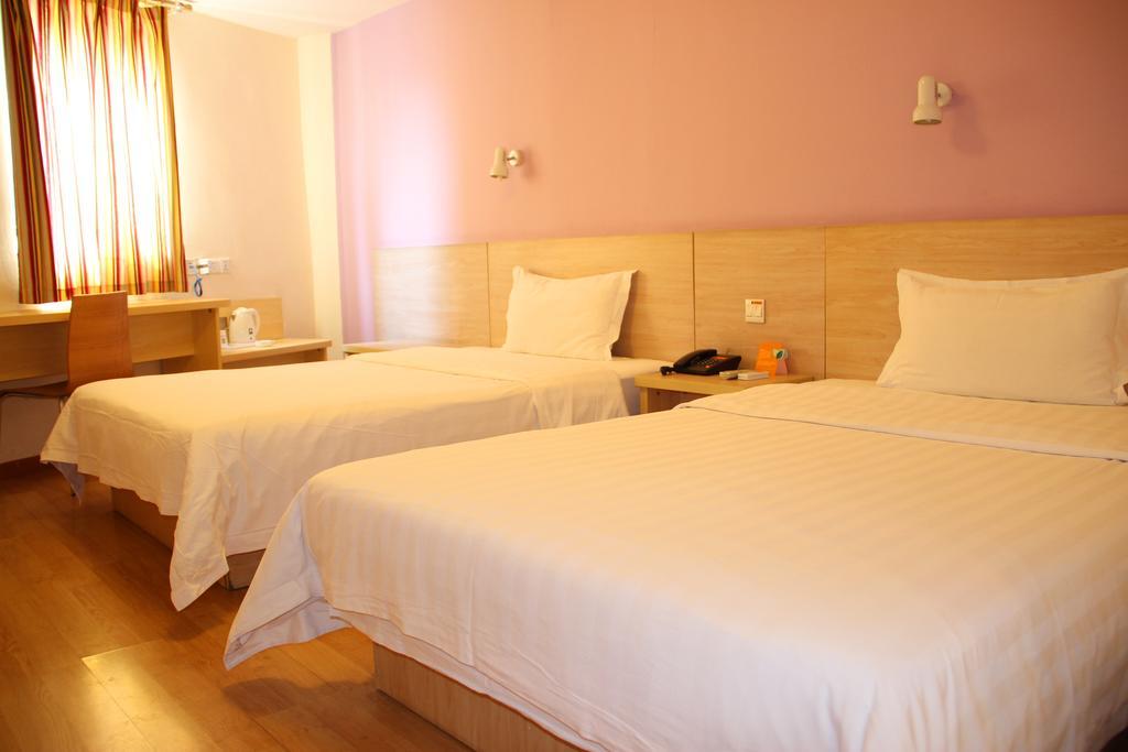 7Days Inn Wuhan Zongguan 客房 照片